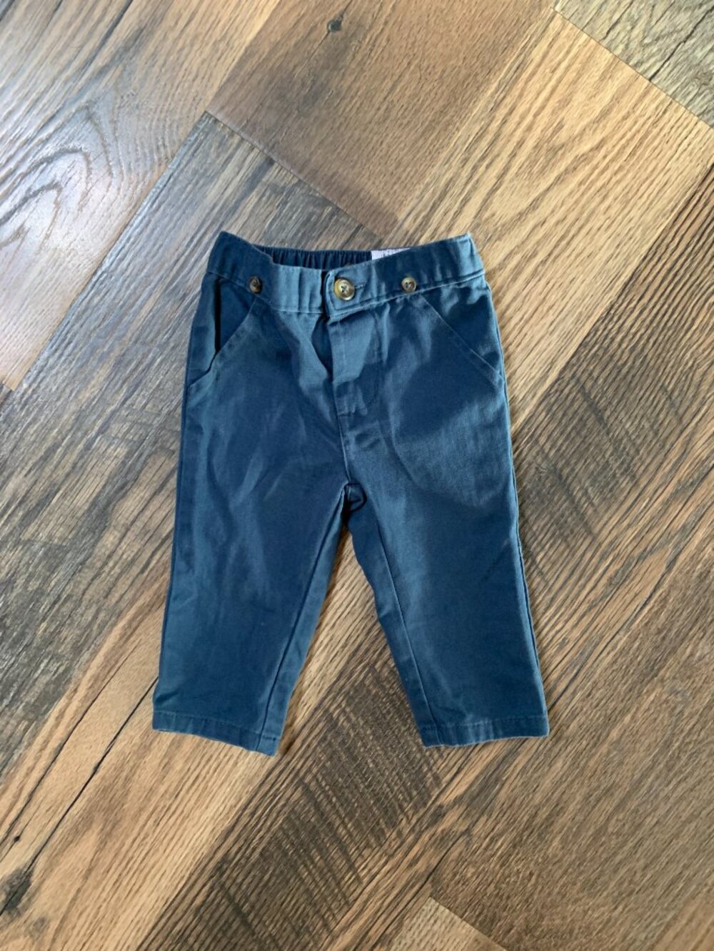 Boys size 6 months Carter's Blue Pants (2 pairs) and Red Shorts Jumper One-Piece - Picture 8 of 10